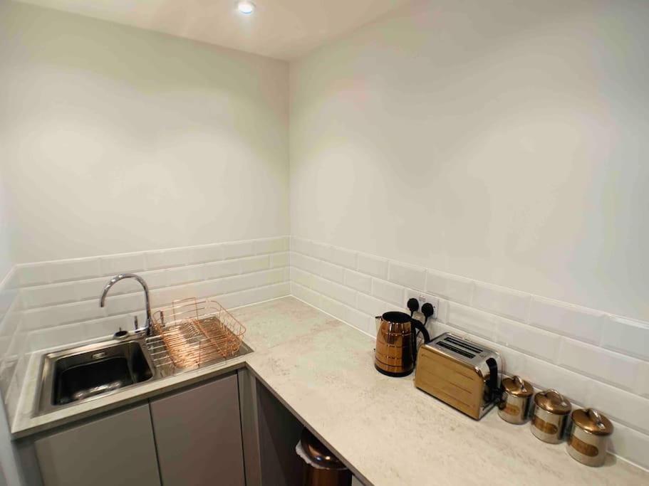 Lovely Central Bournemouth Flat 10 Minute To Beach Exterior foto